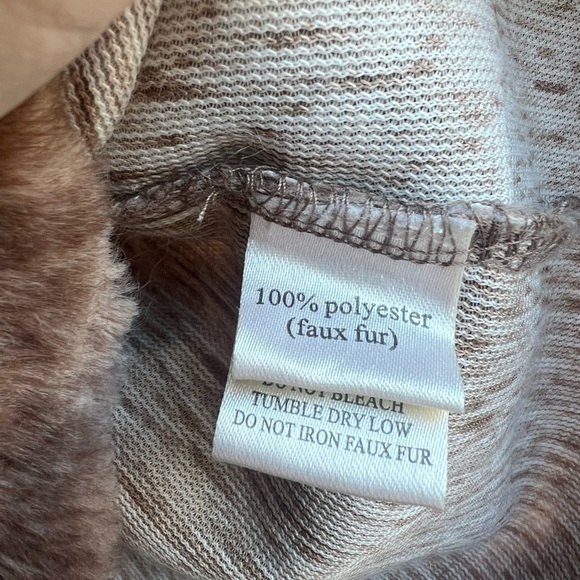 Dylan Tan‎ Chevron stripe vintage drop shoulder pullover size S (faux fur) - Picture 8 of 13